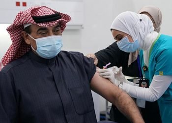 കുവൈത്തില്‍ 70 ശതമാനം ജനങ്ങളും കോവിഡ് വാക്‌സിന്‍ സ്വീകരിച്ചു