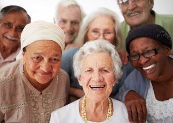 കുവൈറ്റ്; 60 വയസ് കഴിഞ്ഞ പ്രവാസികളുടെ റെസിഡൻസി പുതുക്കുന്നതിനുള്ള ഫീസ് പുനഃപരിശോധിക്കണമെന്ന് ആവശ്യം