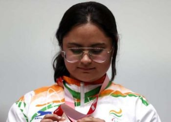19 വയസ്സിലെ ഇതിഹാസം: 2 പാരാലിമ്പിക് മെഡലുകൾ നേടുന്ന ആദ്യ ഇന്ത്യൻ വനിതയായി അവാനി ലേഖാര