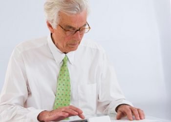 ജോലിയിൽ നിന്ന് വിരമിച്ചവർക്ക് യു.എ.ഇയിൽ തുടരാൻ അവസരമൊരുക്കി പുതിയ വിസ