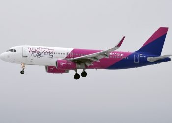 യുഎഇ ദേശീയ ദിനം; വിമാന ടിക്കറ്റുകൾക്ക് 50 ശതമാനം ഇളവ് പ്രഖ്യാപിച്ച് വിസ് എയർ അബുദാബി