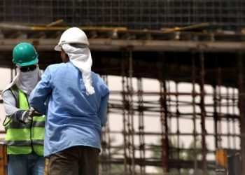 നിയമ ലംഘകരായ വിദേശികളെ ജോലിക്ക് നിയമിച്ചാല് 20 ലക്ഷം രൂപ പിഴ ഈടാക്കുമെന്ന് സൗദി