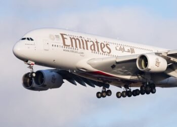 ഇന്ത്യയിലേക്ക് സര്വീസ് നടത്തുന്ന ഏറ്റവും വലിയ വിദേശ വിമാന കമ്പനി: എമിറേറ്റ്സ് എയര്ലൈന്സ്