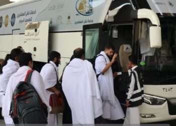 ഉംറ നിര്വഹിക്കാനെത്തുന്ന തീർഥാടകർക്ക് ജിദ്ദ വിമാനത്താവളത്തിൽ നിന്ന് സൗജന്യ ട്രാൻസ്പോർട്ട് സർവീസ് നൽകുന്നുവെന്ന പേരിൽ തട്ടിപ്പ്.