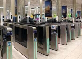 റിയാദ് കിംഗ് ഖാലിദ് അന്താരാഷ്ട്ര വിമാനത്താവളത്തിൽ ഇലക്ട്രോണിക് സ്മാർട്ട് ഗേറ്റുകൾ പ്രവർത്തന സജ്ജമായി