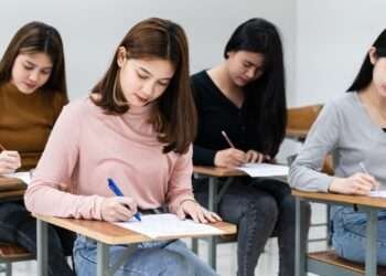 സൗദി അറേബ്യയിൽ ഈ വർഷത്തെ നീറ്റ് പരീക്ഷ ഞായറാഴ്ച റിയാദിൽ വച്ച് നടക്കും