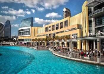 അടുത്ത മാസം ഒന്നു മുതൽ ദുബായ് മാളിൽ പാർക്കിങ് നിരക്ക് ഈടാക്കുമെന്ന് മാൾ അധികൃതർ