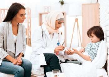 യുഎഇയിൽ രോഗവ്യാപനം കൂടുന്ന തണുപ്പുകാലങ്ങളിൽ പ്രതിരോധ നടപടികളെടുത്ത് ആരോഗ്യസുരക്ഷ ഉറപ്പാക്കണമെന്ന് ഡോക്ടർമാർ