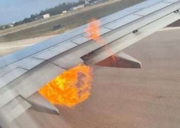 ഇറ്റലിയിൽ നിന്ന് പറക്കാനൊരുങ്ങിയ റയാൻ എയർ വിമാനത്തിന് തീപിടിച്ചു