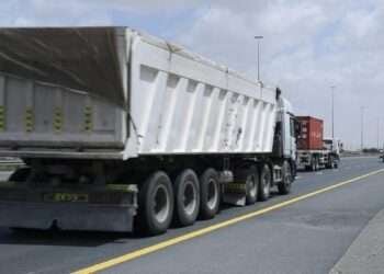 റോഡുകളിൽ വലിയ വാഹനങ്ങൾക്ക് നിയന്ത്രണം ഏർപ്പെടുത്തി അബുദാബി