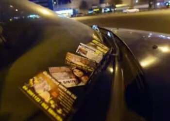 മസാജ് സർവീസുകൾക്കായി കാർഡുകൾ അച്ചടിച്ച് നിയമവിരുദ്ധമായി വിതരണം ചെയ്ത 4 അച്ചടി കേന്ദ്രങ്ങൾ ദുബൈ പൊലീസ് അടച്ചുപൂട്ടി