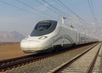 റംസാനിൽ വിശ്വാസികളുടെ തിരക്ക് വർധിക്കുന്നതിനാൽ മക്കയ്ക്കും മദീനയ്ക്കുമിടയിൽ സർവീസ് നടത്തുന്ന ഹറമൈൻ എക്സ്പ്രസ് ട്രെയിനുകളിലെ സീറ്റുകൾ വർധിപ്പിച്ചു