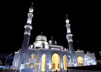 ദുബായ് മറീനയിൽ ശൈഖ് റാഷിദ് ബിൻ മുഹമ്മദ് ബിൻ റാഷിദ് അൽ മക്തൂം മോസ്‌ക് എന്നപേരിൽ പുതിയ മസ്ജിദ് തുറന്നു