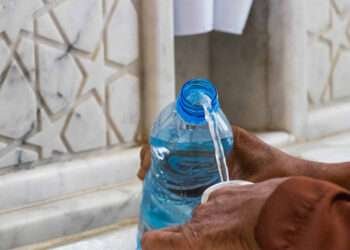 സൗദി അറേബ്യയിലെ വിമാനത്താവളങ്ങളിൽ തീർത്ഥാടകർക്കായി സംസം ജല വിൽപ്പന കേന്ദ്രങ്ങൾ സജ്ജമാക്കി ഹജ്ജ്, ഉംറ മന്ത്രാലയം