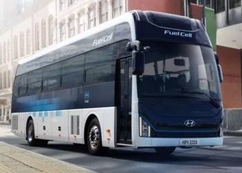 ഹൈഡ്രജൻ ഉപയോഗിച്ച് ഓടുന്ന ലോകത്തെ ആദ്യ ബസ് പുറത്തിറക്കി സൗദി അറേബ്യ