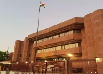 സെപ്റ്റംബർ മുതൽ പാസ്‌പോർട്ട് അപേക്ഷകളിൽ ഐ.സി.എ.ഒ മാനദണ്ഡങ്ങൾ പാലിക്കുന്ന ഫോട്ടോകൾ മാത്രമെ സ്വീകരിക്കുകയുള്ളൂ