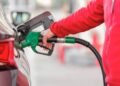 ഒക്ടോബറിനെ അപേക്ഷിച്ച് നവംബറില്‍ ഇന്ധന വില കുറച്ച് യുഎഇ