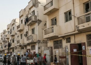 പൊതുസുരക്ഷ ഉറപ്പാക്കാൻ നടപടി: ജ്ലീബ് അൽ-ഷുയൂഖിലെ 67 കെട്ടിടങ്ങൾ ഉടൻ ഒഴിയണമെന്ന് കുവൈത്ത് മുനിസിപ്പാലിറ്റി