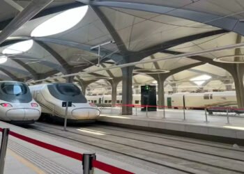 സൗദി അറേബ്യയെയും ഖത്തറിനെയും ബന്ധിപ്പിച്ചുകൊണ്ട് അതിവേഗ റെയിൽവേ സ്ഥാപിക്കാൻ ഒരുക്കം